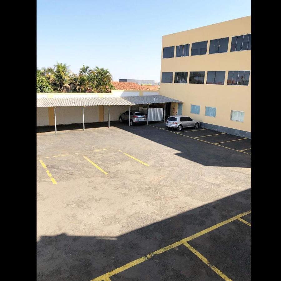 Flip Palace Hotel Buriti Alegre Εξωτερικό φωτογραφία