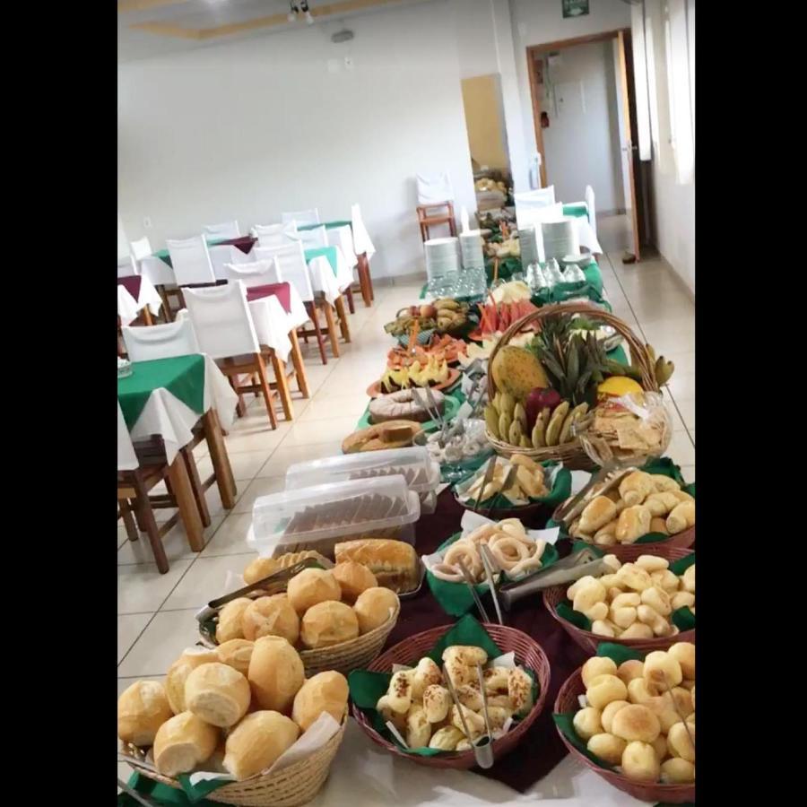Flip Palace Hotel Buriti Alegre Εξωτερικό φωτογραφία